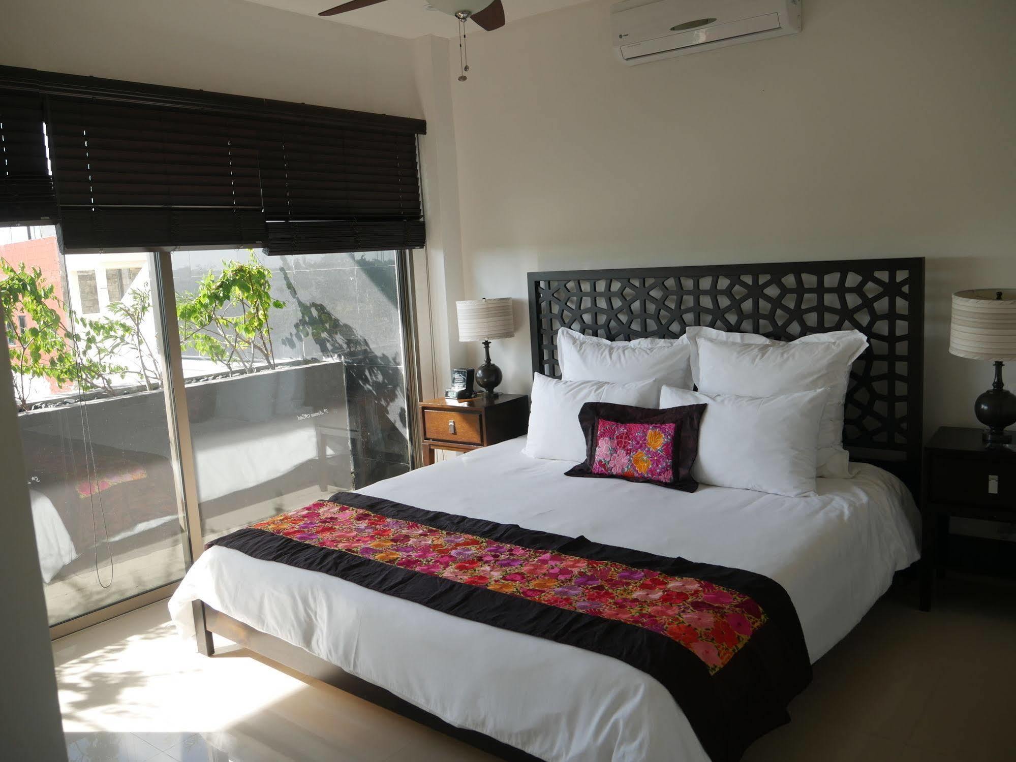5Th Avenue Hotel Playa del Carmen Buitenkant foto